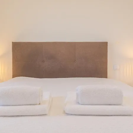 Emerson Plaza Sea View Apartment