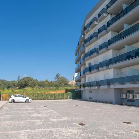 Emerson Plaza Sea View *