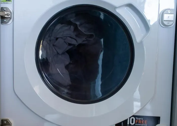 Emerson Plaza Sea View Apartment Portimao