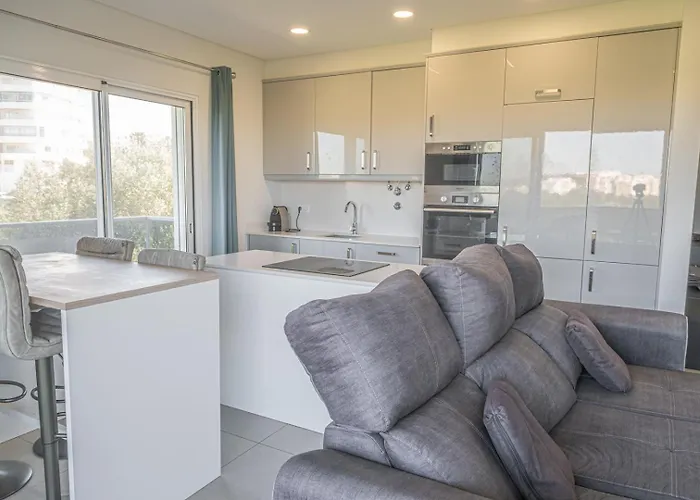 Apartment Emerson Plaza Sea View