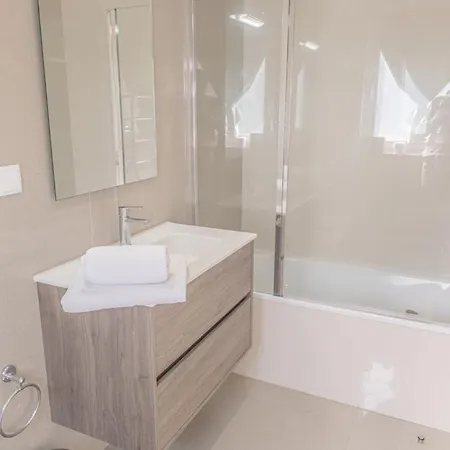 Emerson Plaza Sea View * 波尔蒂芒